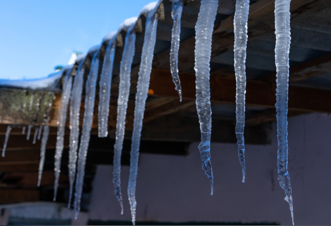 What’s the Best Way to Prevent Frozen Pipes in Older Homes?